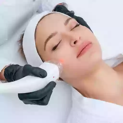 Kosmetyczka Zgierz – Salon - laser peeling masaż mikrodermabrazja depilacja laserowa Fale radiowe Glow Skin