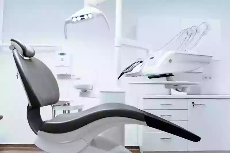 Szczecin Dental Academy. Szkolenia dla stomatologów, higienistek i asystentek stomatologicznych.