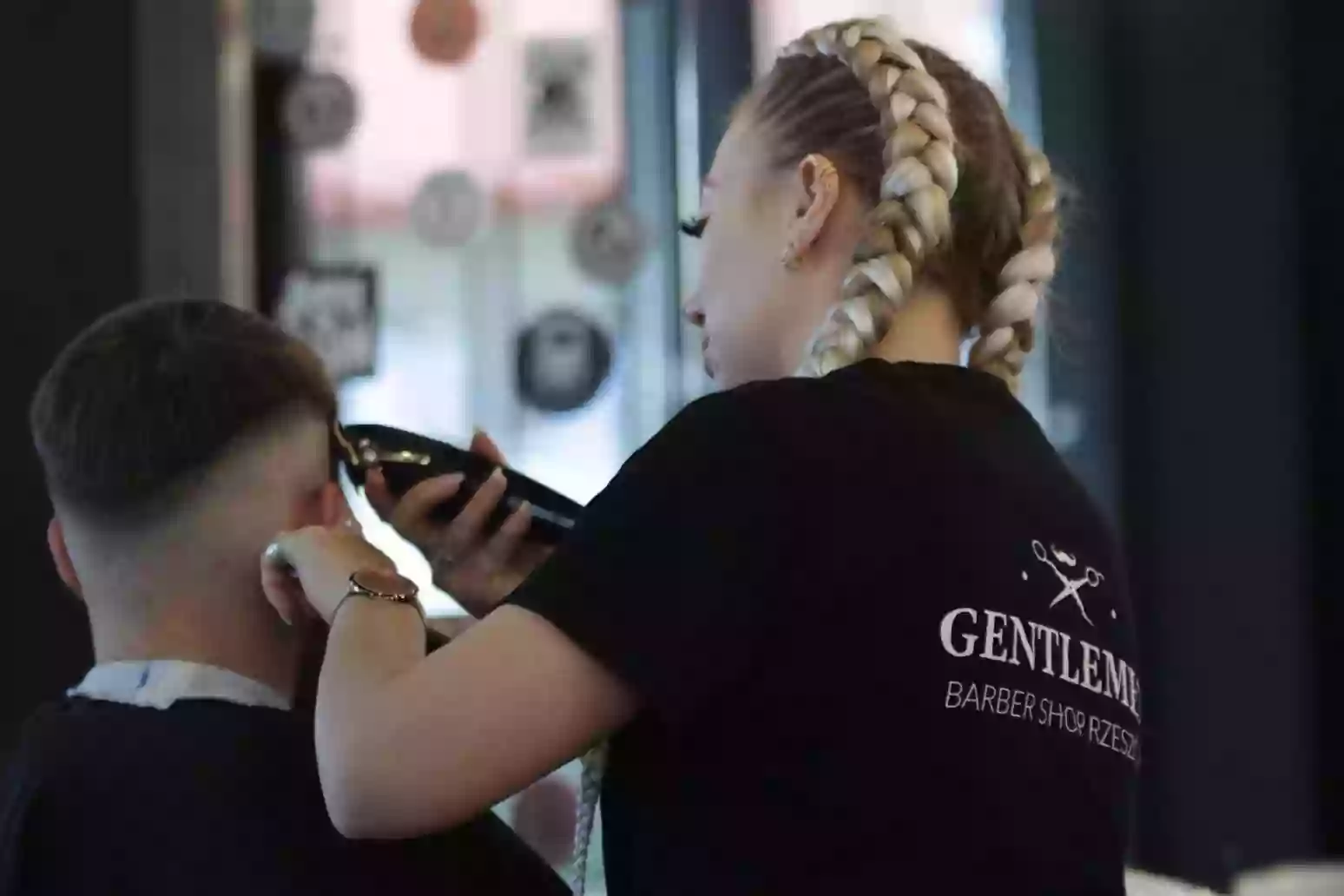 Gentlemen Barber Shop Strażacka- strzyżenie męskie