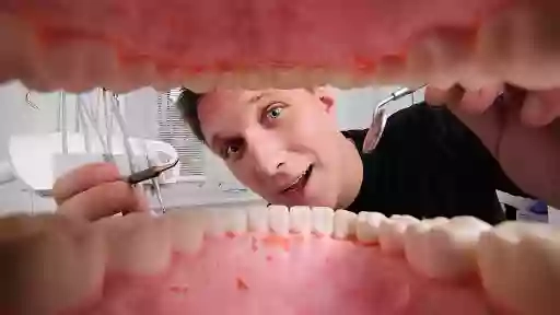 Стоматолог Игорь Березовский