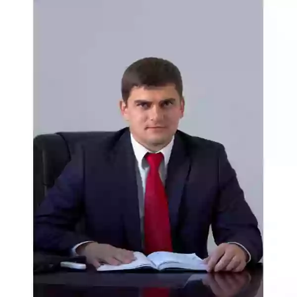 Адвокат Лущак В.Ю.