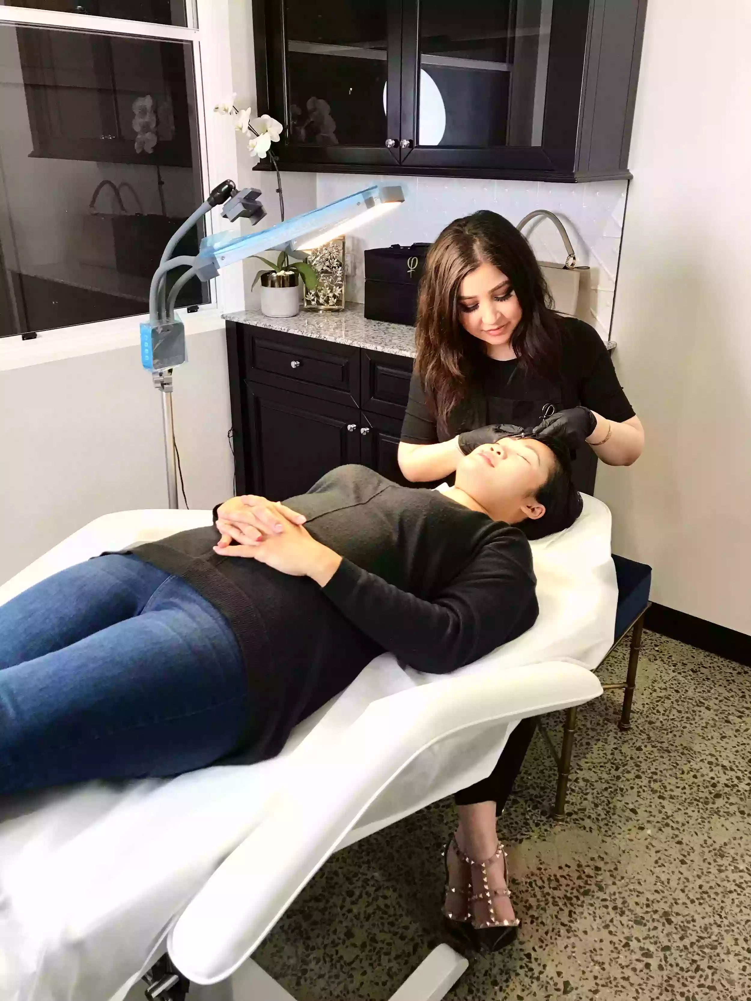 Mel Vali Microblading & Makeup Studio