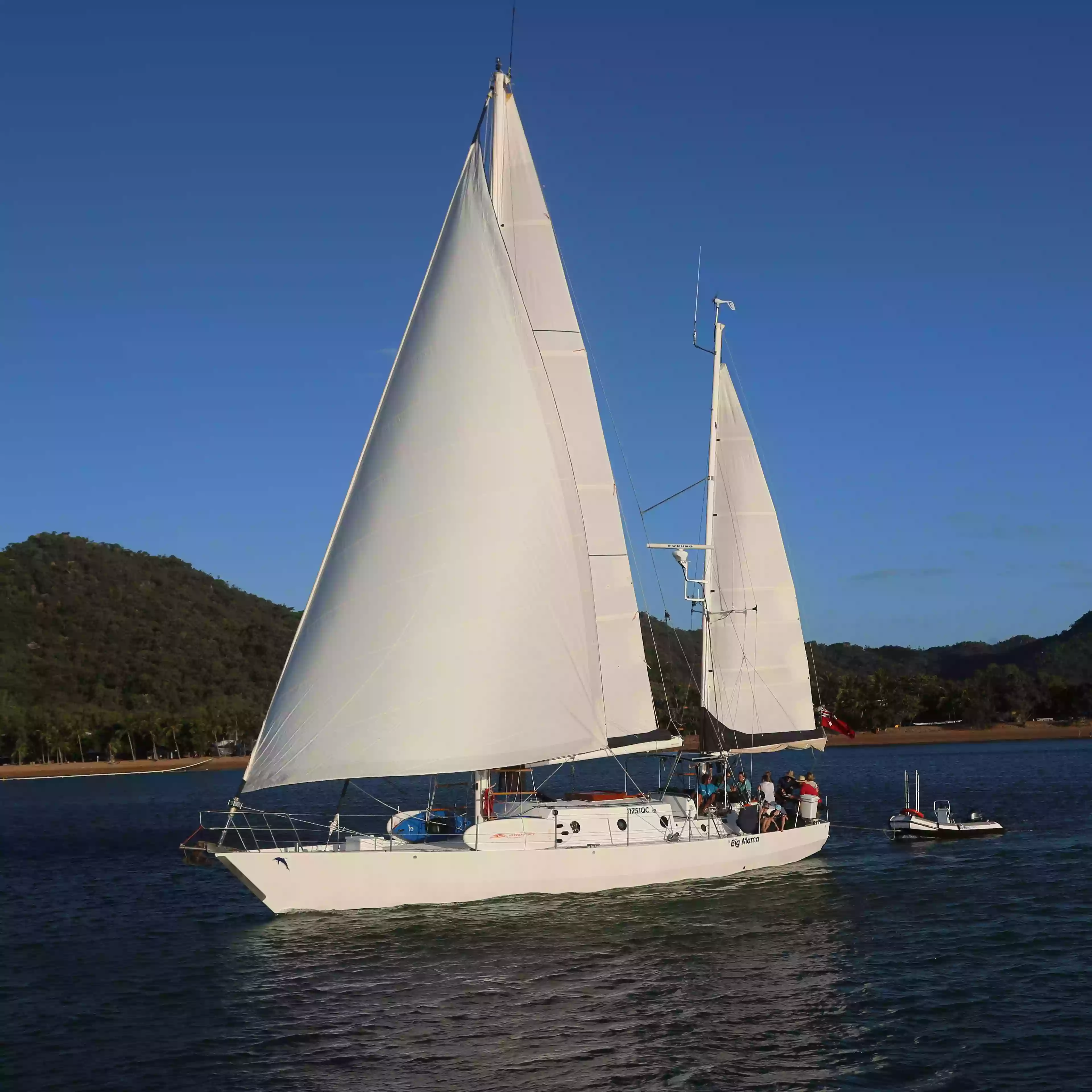 Big Mama Sailing Townsville & Magnetic Island
