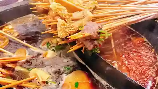 King of Skewers Hotpot 签王 串串香火锅 Hamilton