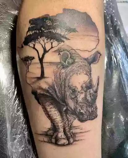 Lisa Christiansen Art and Tattoo