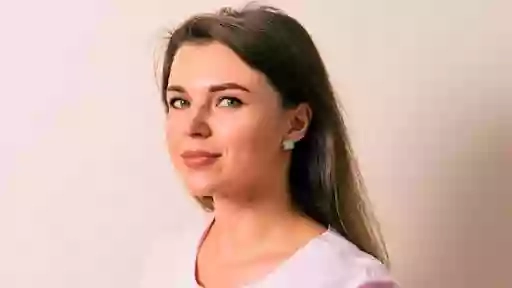 Косметолог Алина Слома