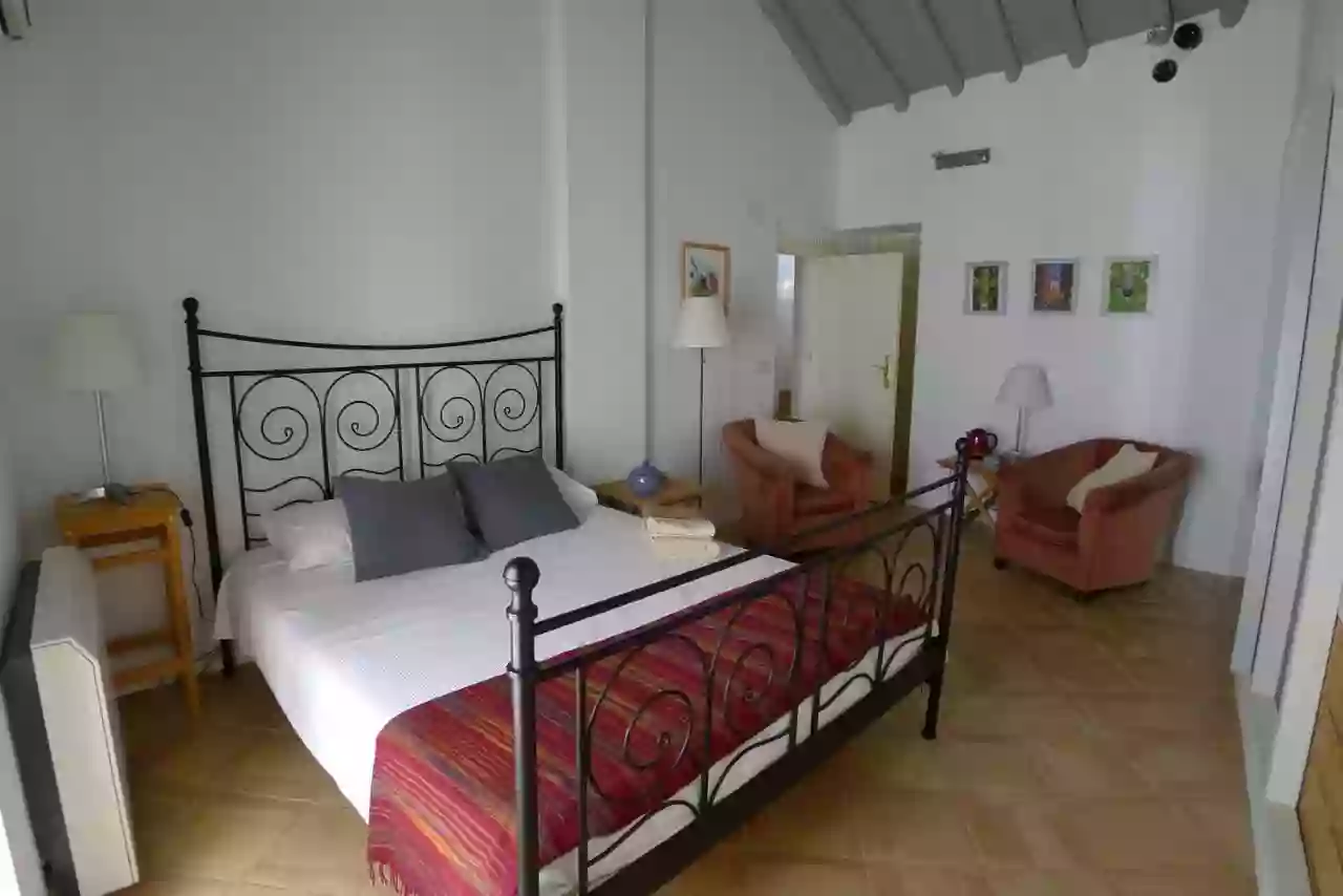 Salvatierra Guest House