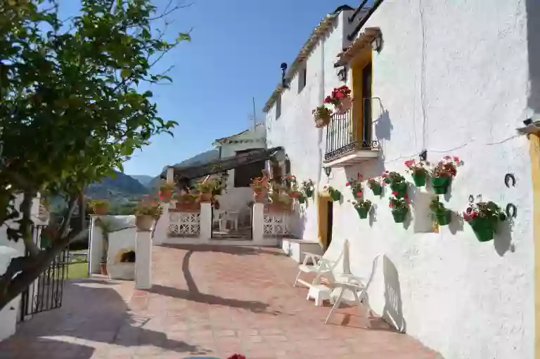 Cortijo Pulgarín Bajo Rural Tourism