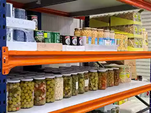 Comercial Angulo Bravo - Distribuidor Comestibles y Artículos en Mercamálaga