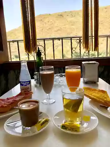 Café Bar Serafín