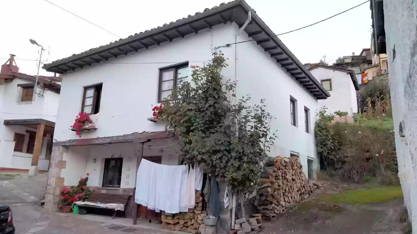 Apartamentos Rurales La Lastra