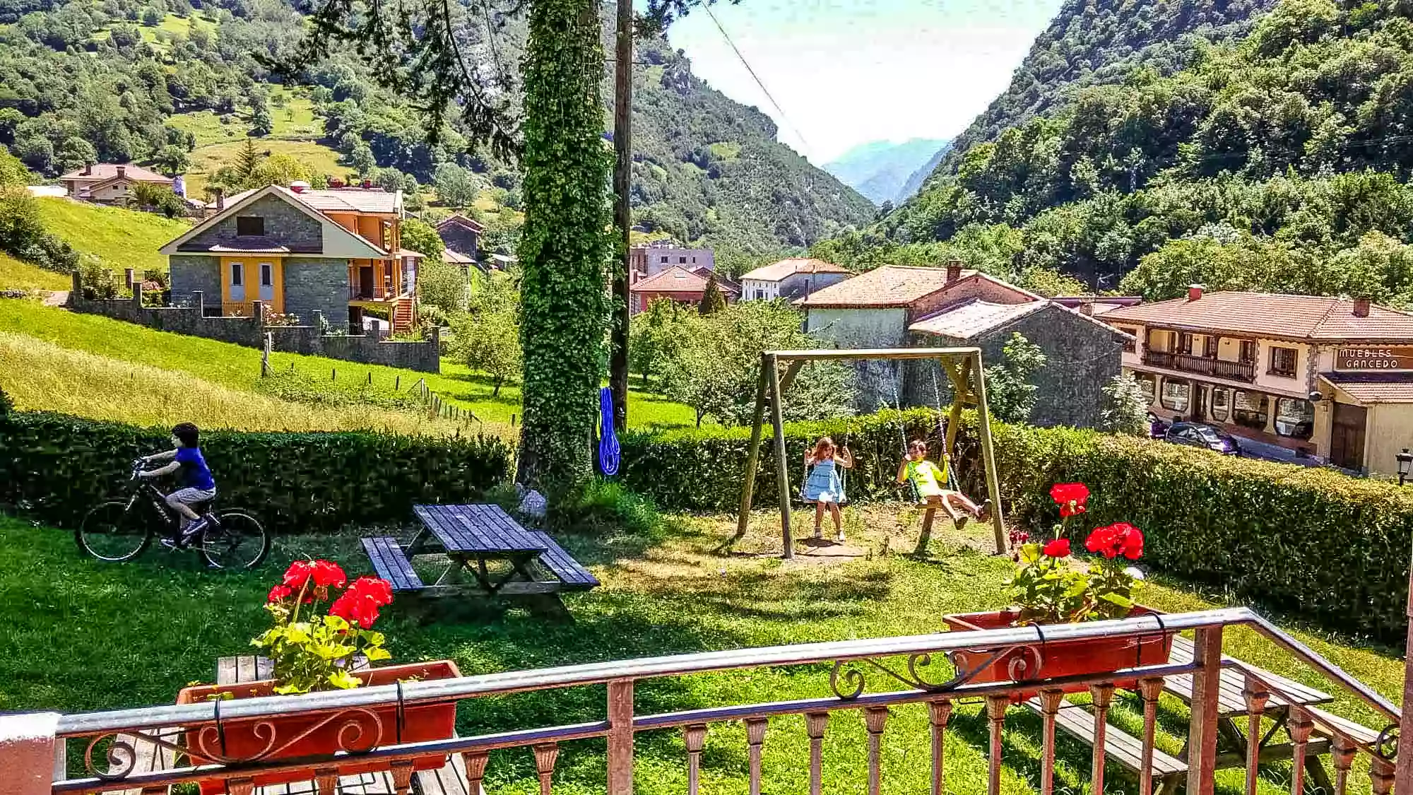 Apartamentos la Corona - Cabrales