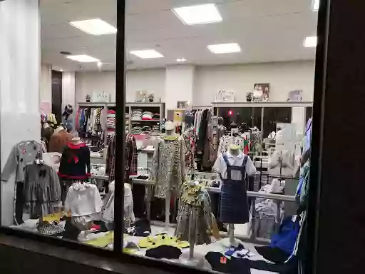 Modas Ángeles. Tienda de ropa, bebés, niños y señora