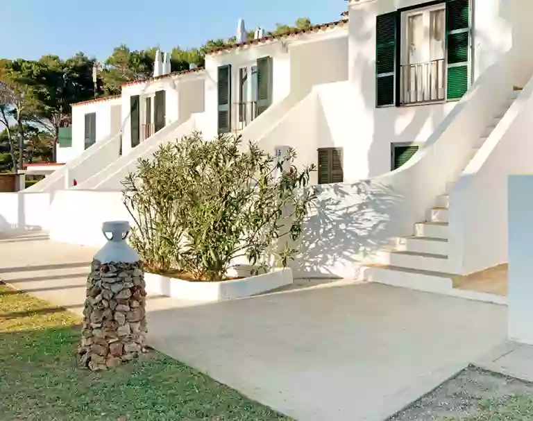 Apartamentos Cala Blanca