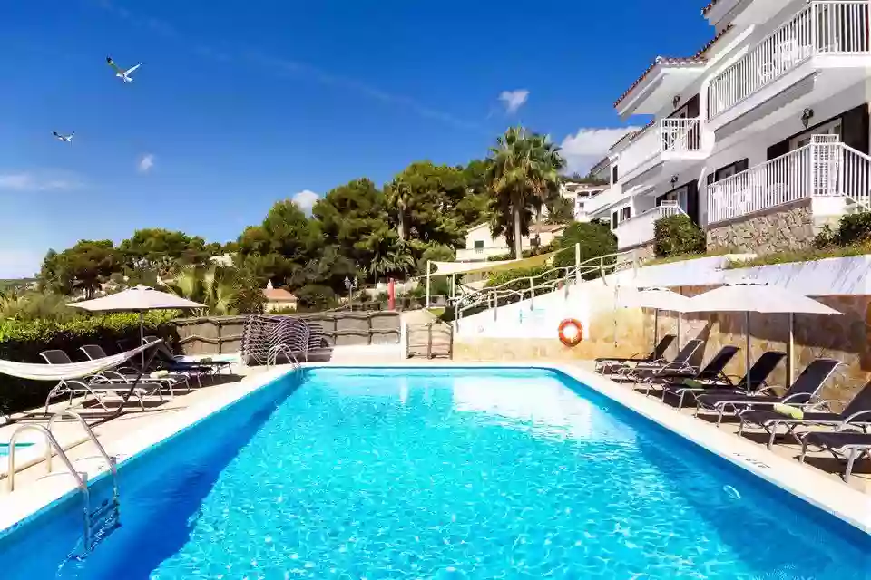 ReservaMenorca.com | Alquiler de Villas y Apartamentos en Menorca