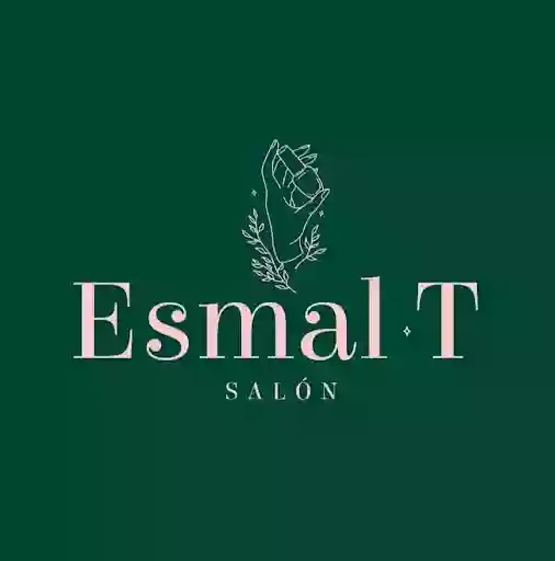 Salón de Uñas Esmalt - Tu Centro Especializado en Uñas y Manicura Rusa