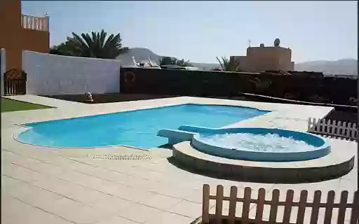 Villa con Piscina y Jacuzzi Fuerteventura