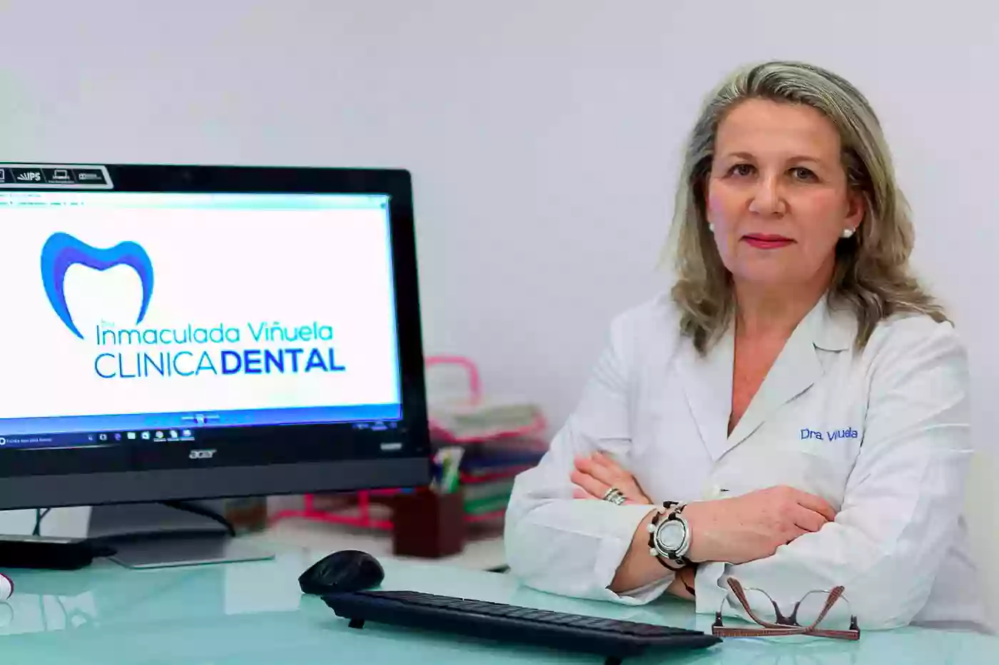 Dra. Inmaculada Viñuela, Clínica Dental