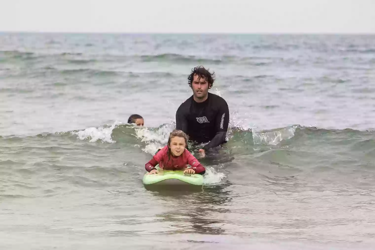 Escuela De Surf Pinos Laredo