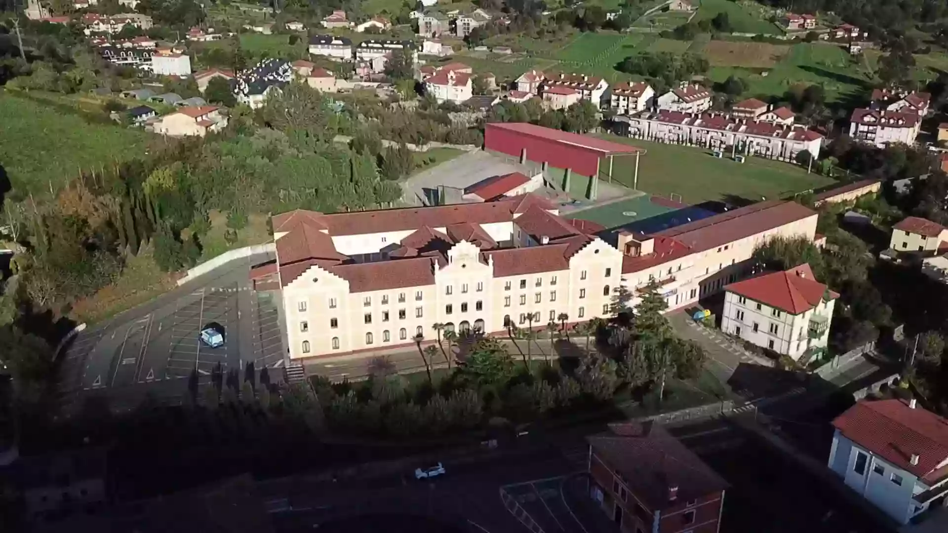 Colegio Concertado San Vicente de Paúl, Limpias.