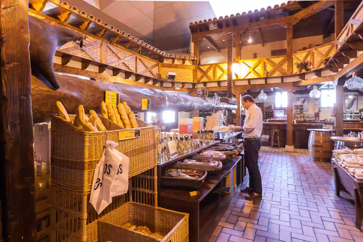 Palacio de Bornos - Tienda Cafetería