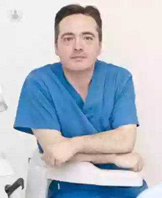 Dr. Igor Mañueco Unzúe