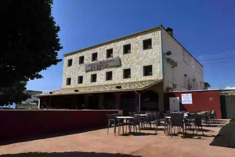 Hostal Restaurante La Zarza