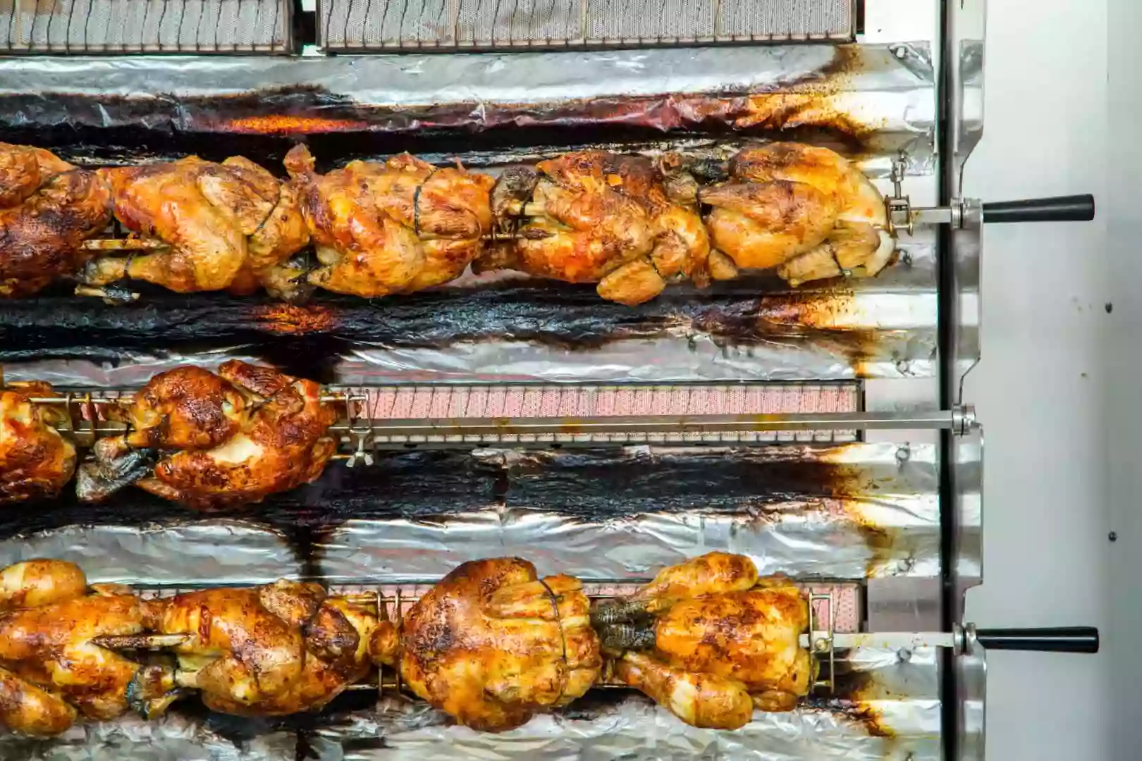 Asador de pollos Calimero y comidas preparadas