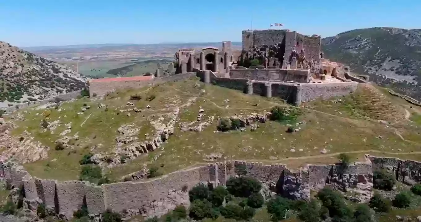 Castillo de Calatrava la Nueva y Sacro Convento