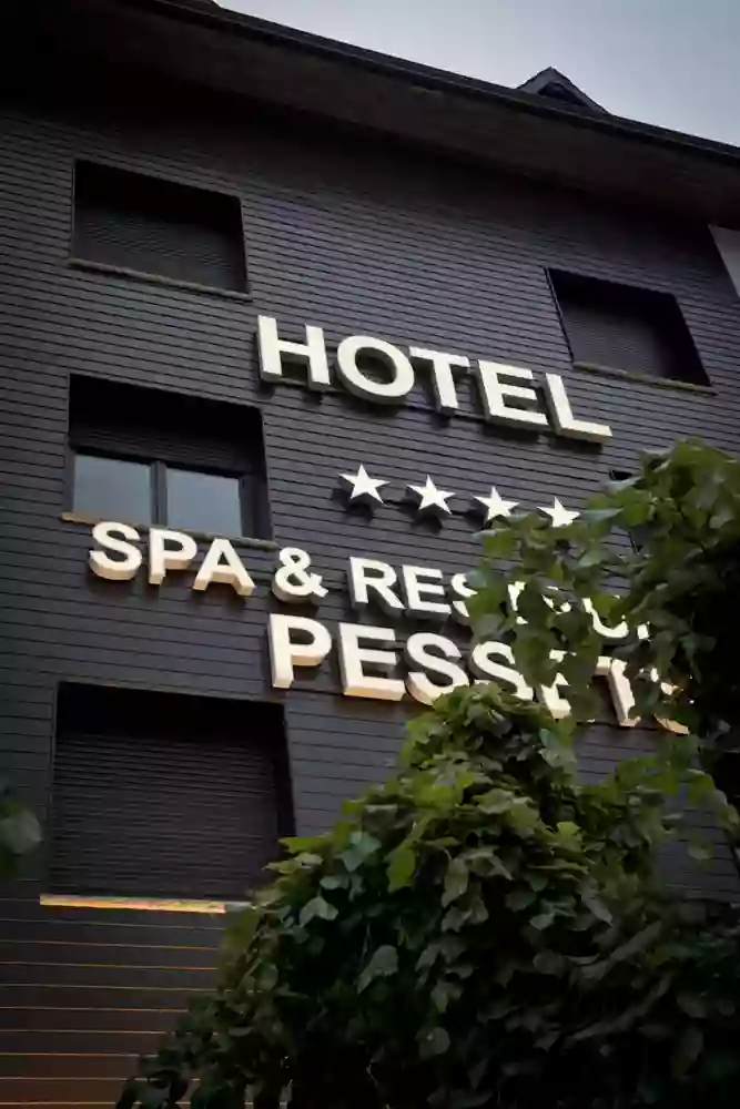 Hotel Pessets Restaurant & Spa