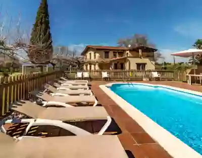 MoreHoliday - Casas rurales y apartamentos turísticos Girona