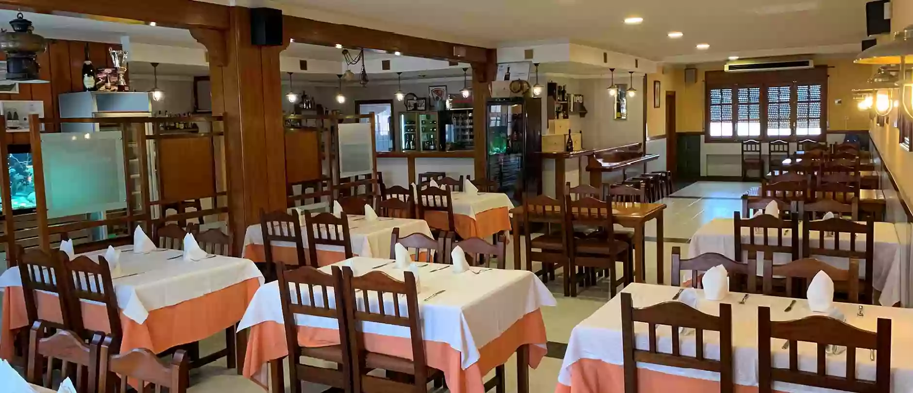 Restaurante marisquería El Bota