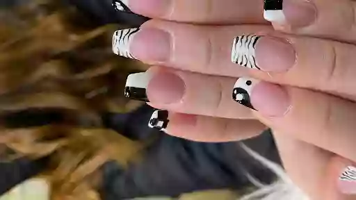 Nails Amor