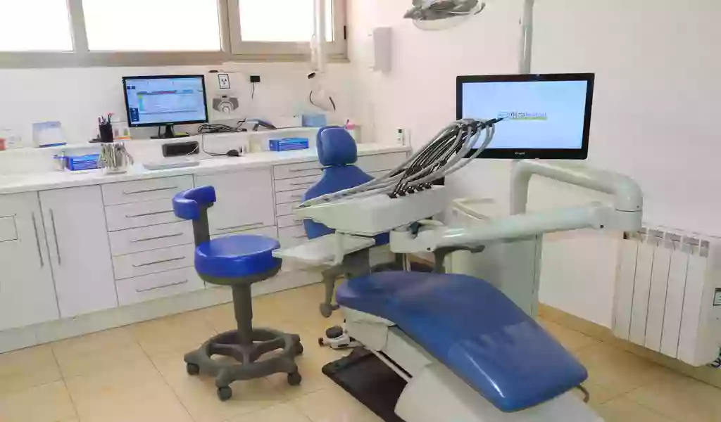 Clínica Dental Marcos | Dentista de urgencias | Implantes dentales