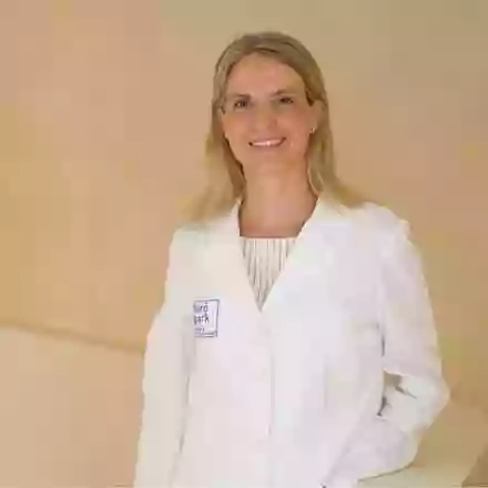 Romina Carugati - English and Spanish speaking Paediatrician - Turó Park Medical Clinic Barcelona