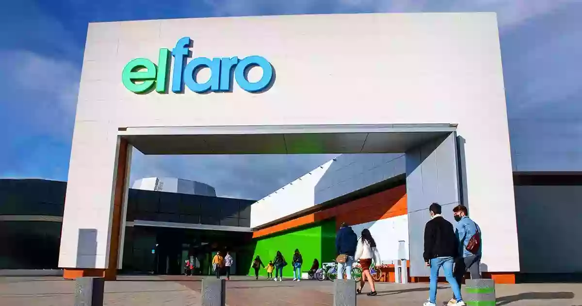 Centro Comercial El Faro