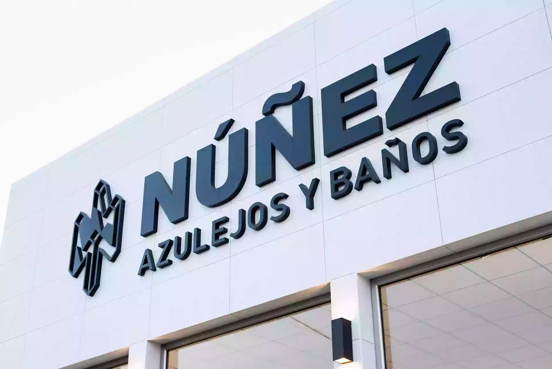 Núñez Azulejos y Baños