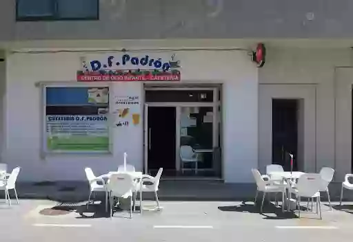 D. F. Padrón - Bar de Comidas con Parque Infantil