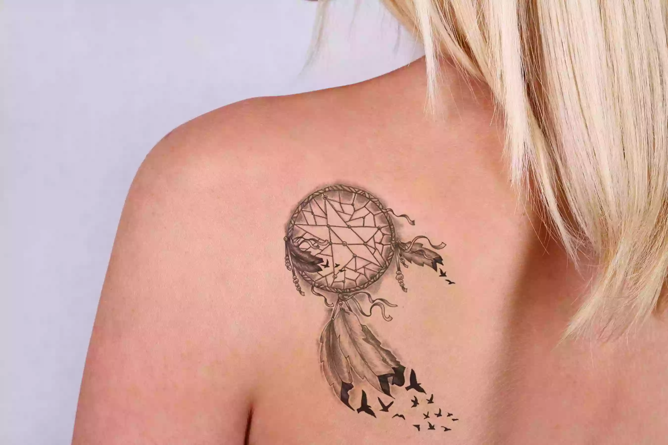 Feel-Ink Tattoo