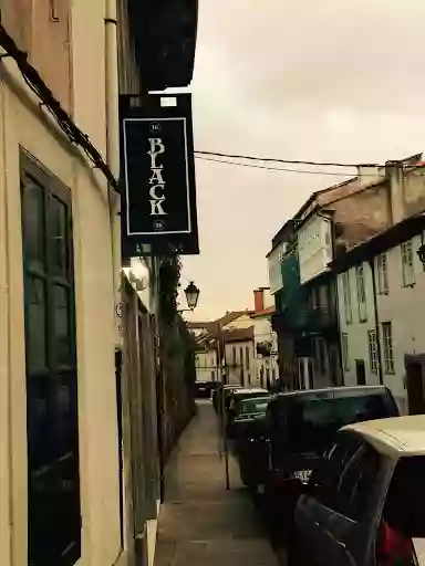 Pub Black (Santiago de Compostela)