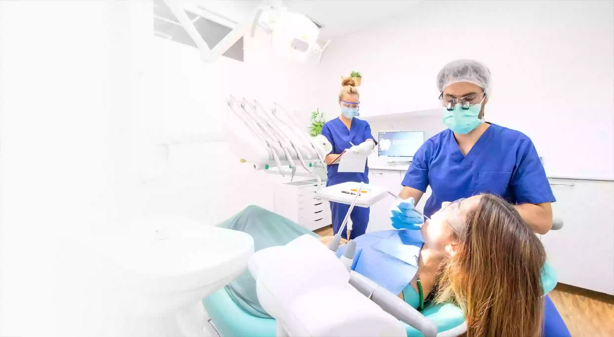 CLINICA DENTAL ODONTOFAM - Dentista Villaviciosa de Odón