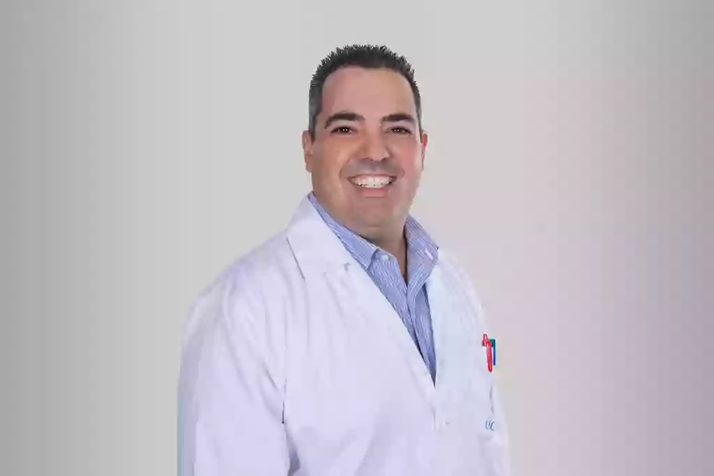 CLINICA DENTAL DR FRANCISCO MOLINA MIÑANO