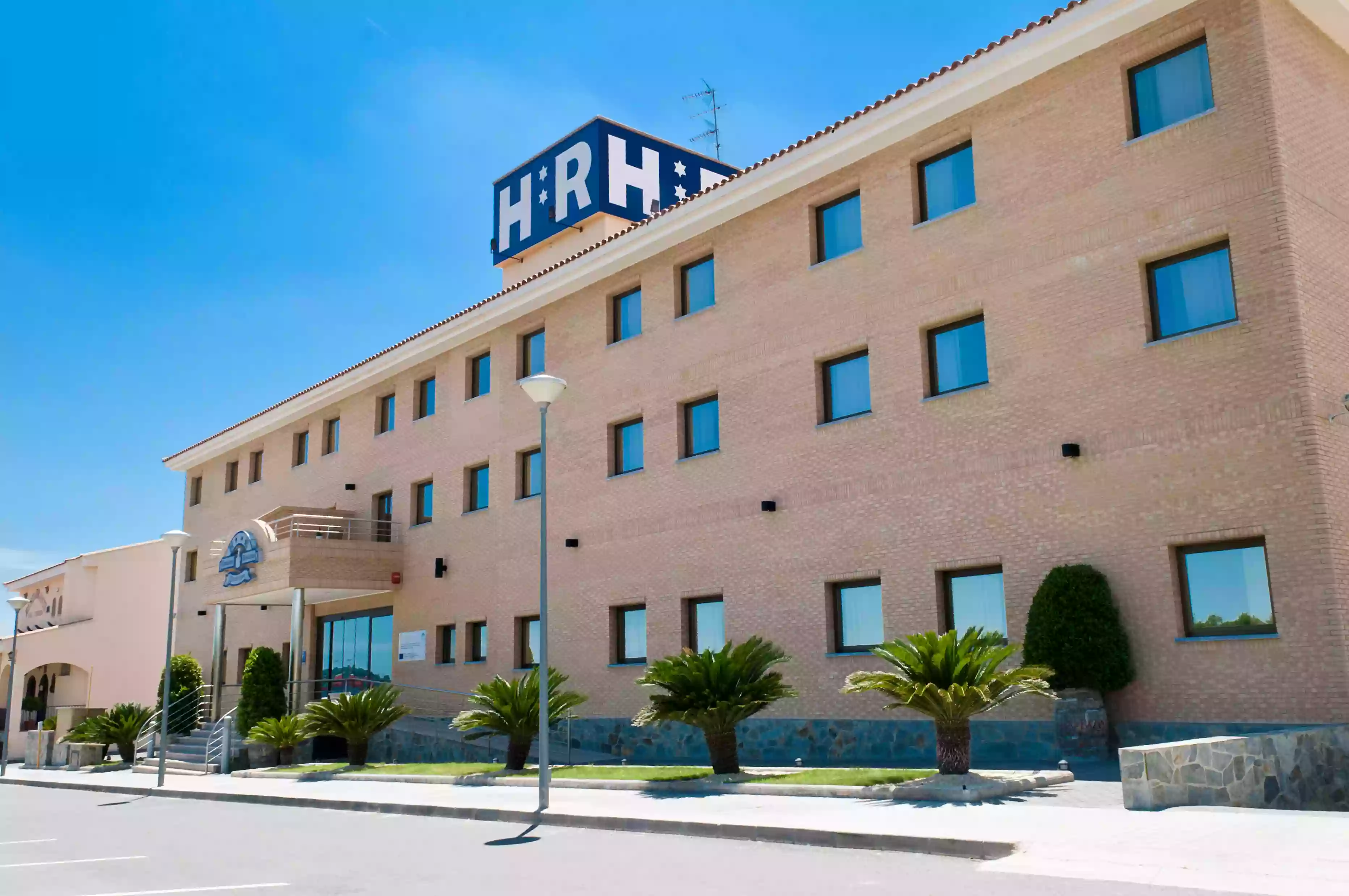 HOTEL TORRIJOS