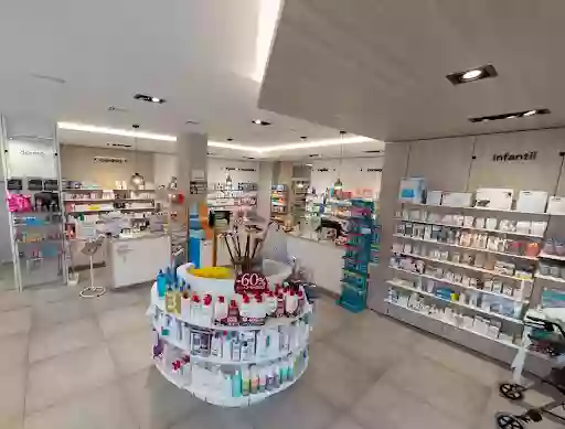 Farmacia Mª Victoria Ortega Pérez