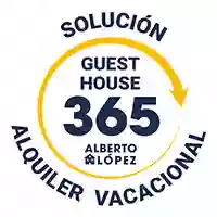 365 Guest House by Alberto López