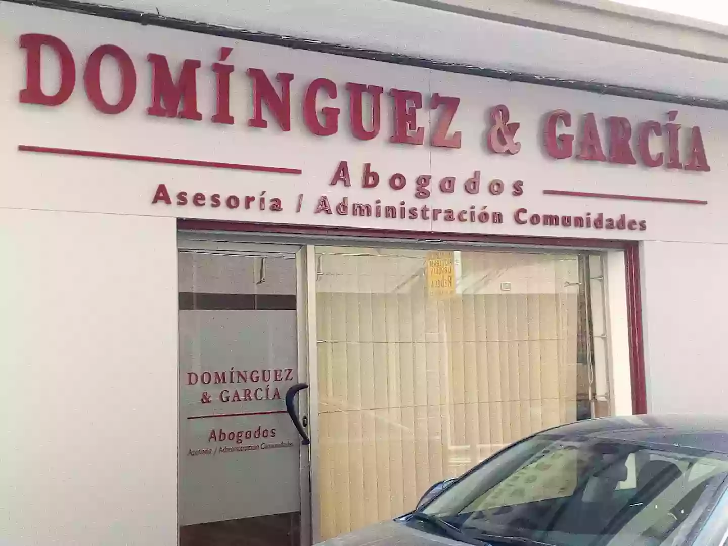 Dominguez & García