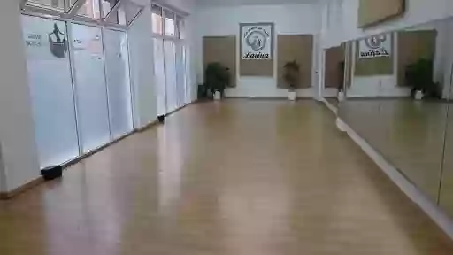 Academia De Baile I LATINA