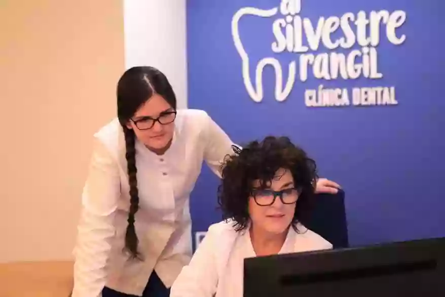 Doctor Silvestre Rangil - Clinica Dental Lliria