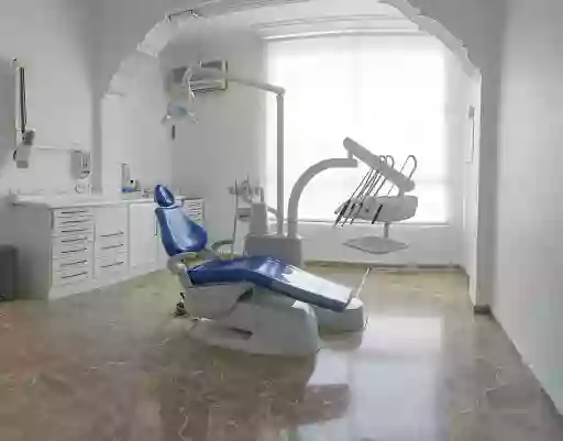Dra Salvador | Clinica Dental en Valencia - Centro Odontológico