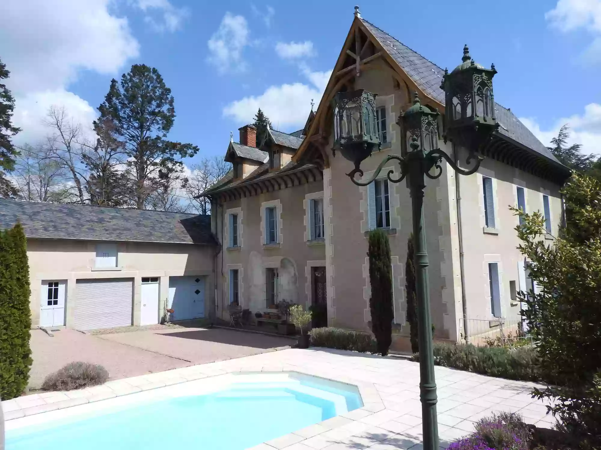 Chateau d'Arfeuilles Chambres d'hôtes, Gîte, Table d'hôtes